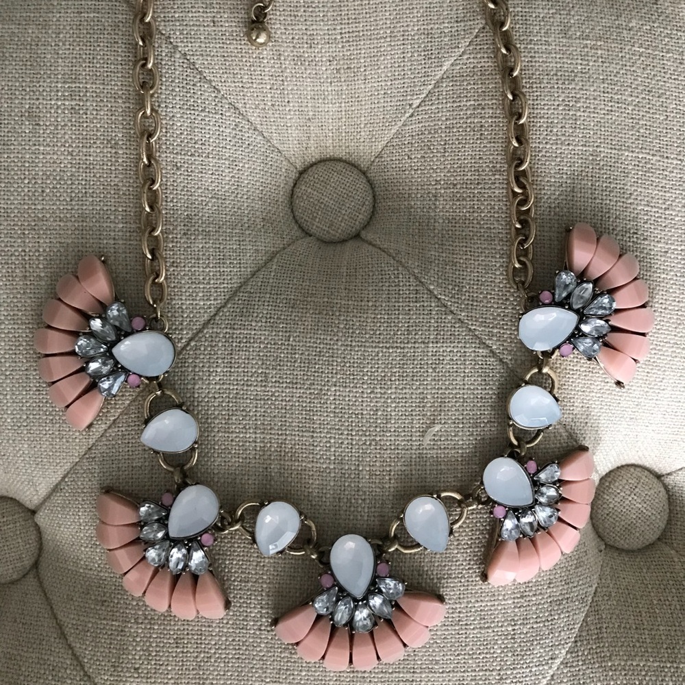 Statement necklace